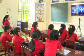 Lớp học “không khoảng cách” nơi vùng cao