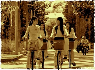 Bâng khuâng trường cũ ảnh 1