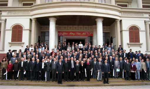 Cán bộ Tỉnh uỷ Hà Tĩnh qua các thời kỳ chụp ảnh lưu niệm