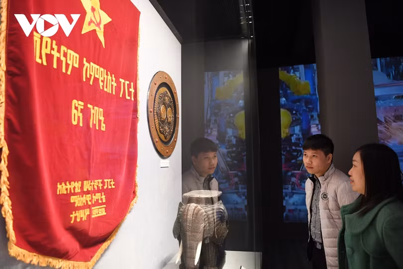 Đảng Cộng sản Việt Nam - từ đại hội đến đại hội