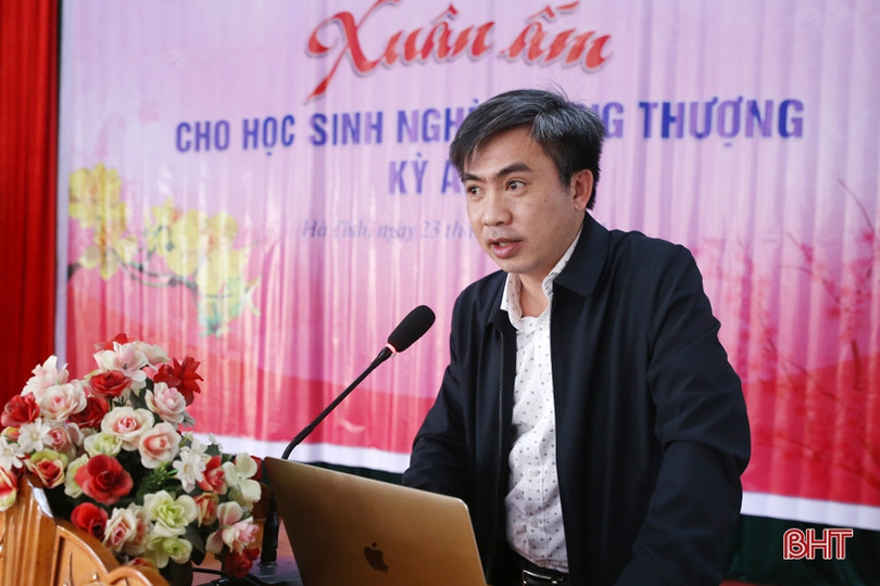 Xuân ấm cho học sinh nghèo vùng thượng Kỳ Anh