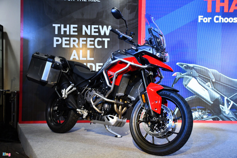 Siêu xe triệu đô Ferrari SF90 Stradale đầu tiên về Việt Nam