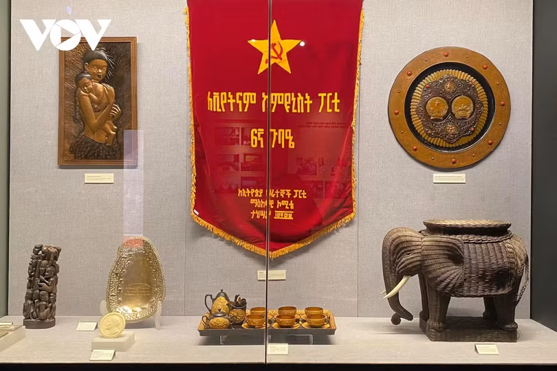 Đảng Cộng sản Việt Nam - từ đại hội đến đại hội