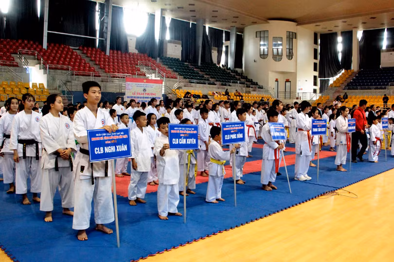 Khai mạc giải Cúp các CLB Karate Hà Tĩnh mở rộng lần thứ nhất
