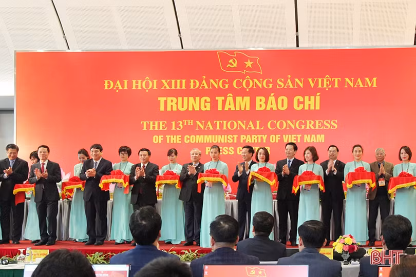 Họp báo, khai trương trung tâm báo chí Đại hội XIII của Đảng