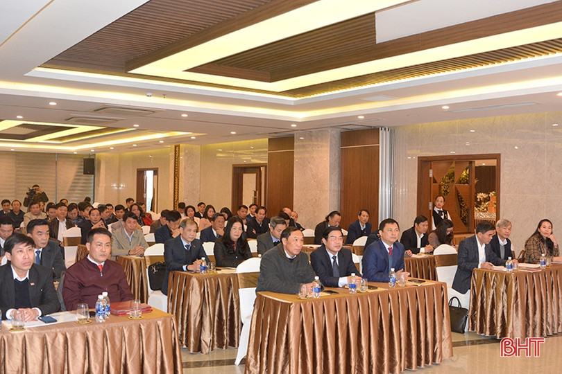 Công bố quyết định bổ nhiệm 2 Phó Giám đốc Sở Y tế Hà Tĩnh