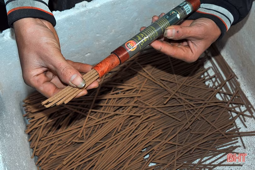 Làng trầm hương nổi tiếng Hà Tĩnh có những sản phẩm đặc biệt nào?