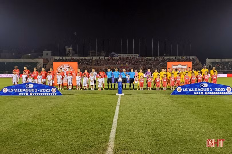 Hồng Lĩnh Hà Tĩnh trắng tay trên sân Thống Nhất