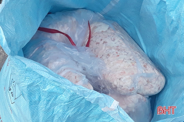 Phát hiện gần 500kg mỡ lợn không rõ nguồn gốc xuất xứ