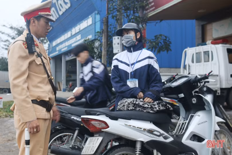 Nhiều học sinh Lộc Hà tái diễn vi phạm pháp luật về ATGT