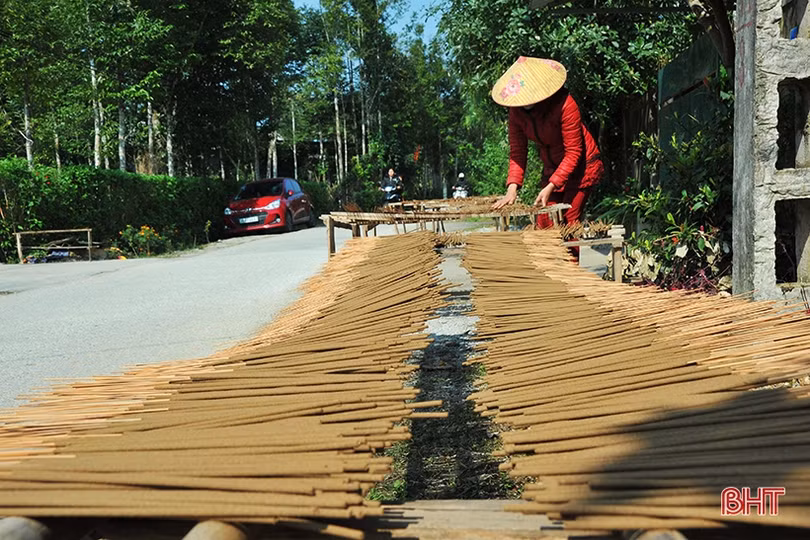 Làng trầm hương nổi tiếng Hà Tĩnh có những sản phẩm đặc biệt nào?