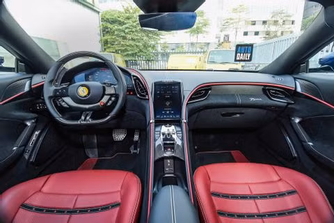 Chi tiết Ferrari Roma đầu tiên về Việt Nam
