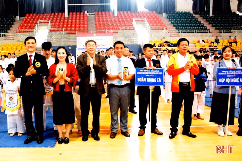 Khai mạc giải Cúp các CLB Karate Hà Tĩnh mở rộng lần thứ nhất