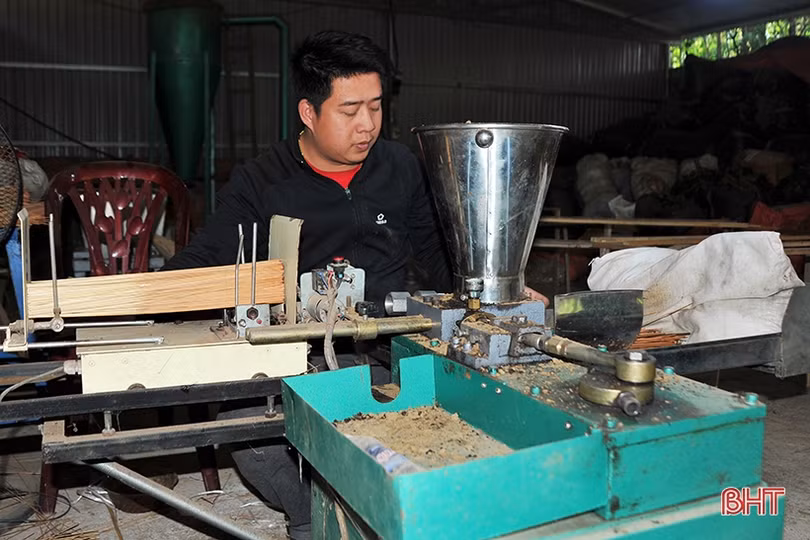 Làng trầm hương nổi tiếng Hà Tĩnh có những sản phẩm đặc biệt nào?