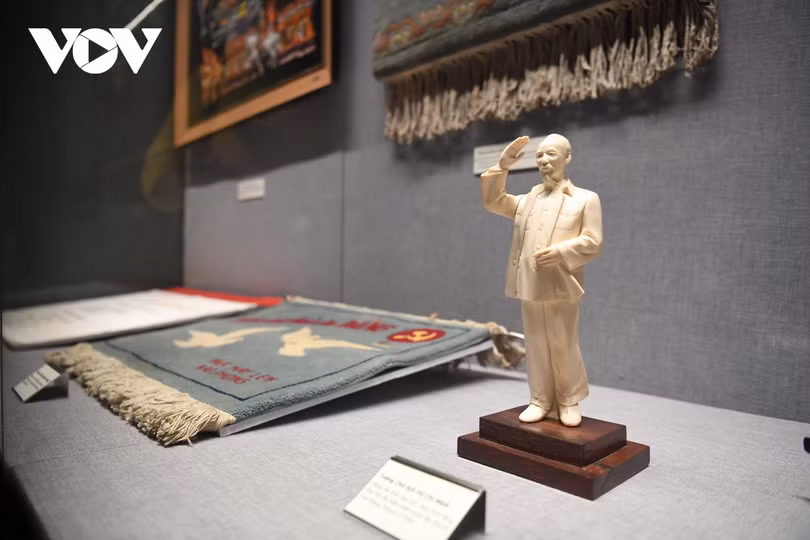 Đảng Cộng sản Việt Nam - từ đại hội đến đại hội