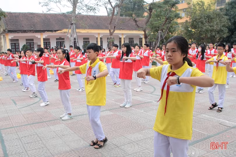 Hơn 1.500 VĐV tranh tài Đại hội Điền kinh - thể thao ngành Giáo dục TP Hà Tĩnh