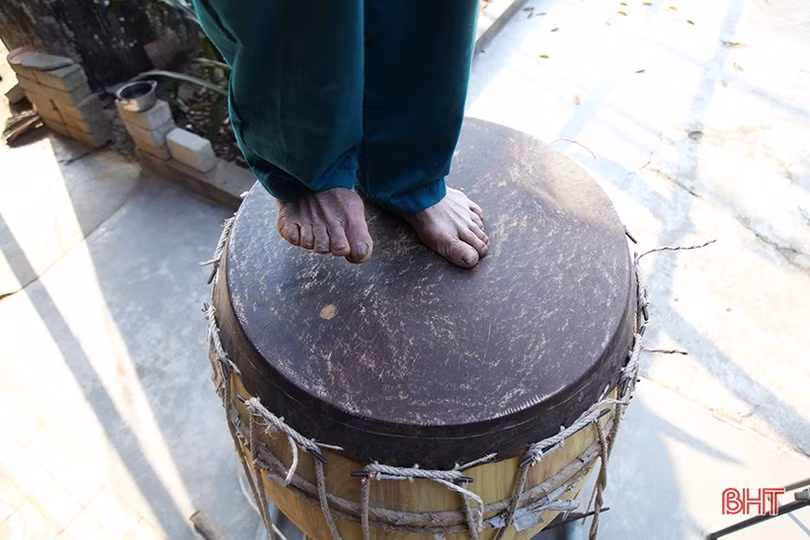 Làng trống lâu đời ở Hà Tĩnh vào mùa bận rộn nhất trong năm