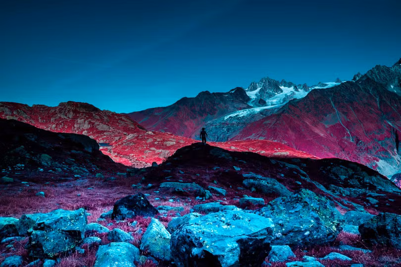 Cảnh sắc khác lạ trong ảnh chụp hồng ngoại