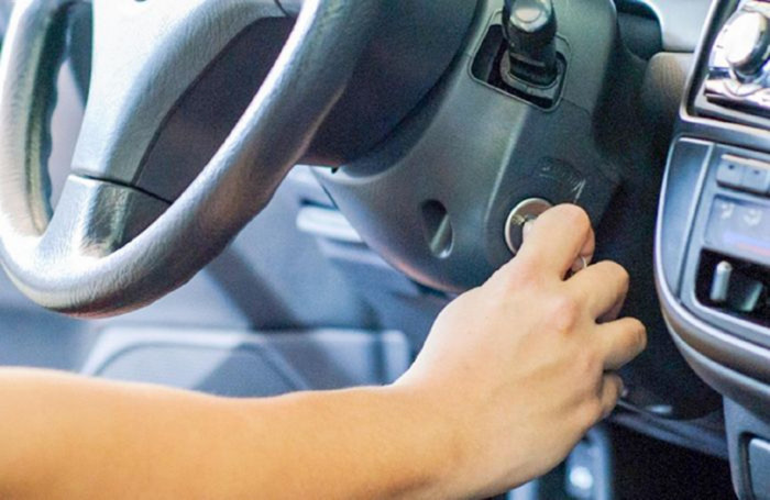 Trời lạnh, có nên lái xe ngay khi vừa nổ máy?