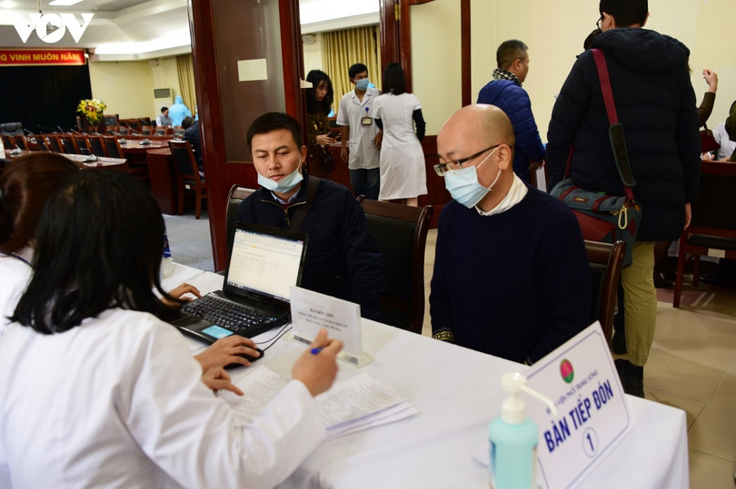 Hơn 350 nhà báo được xét nghiệm Covid-19 chuẩn bị tác nghiệp tại Đại hội Đảng XIII