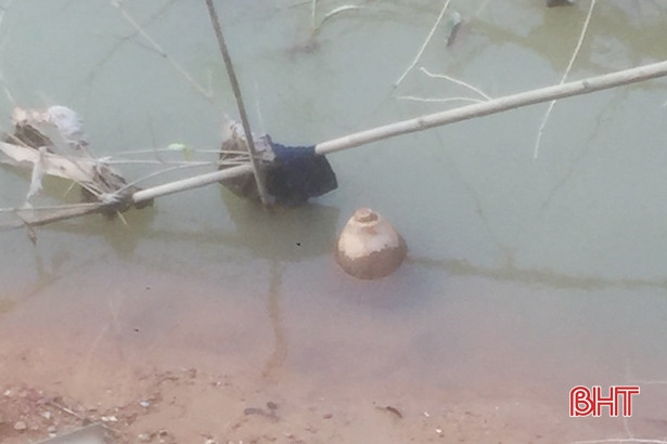 Phát hiện quả bom “khủng” sót lại sau chiến tranh tại Cẩm Xuyên