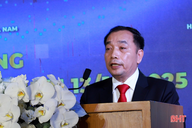 Chủ tịch Hội Doanh nghiệp Hà Tĩnh phía Nam Nguyễn Phi Dần phát biểu tại buổi lễ. bqbht_br_b-5011.jpg