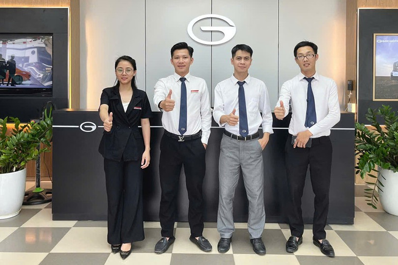 Đội ngũ tư vấn và kỹ thuật viên được đào tạo bài bản z7087113379229-6cb4ebffb8c80e82777dfe519c51ed9e.jpg