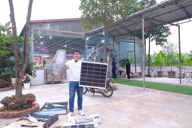 maxsolar1.jpg