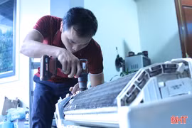 Người dân "đến nóng mới lo", thợ điều hoà làm tới nửa đêm chưa hết việc 