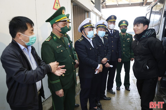 Hà Tĩnh giám sát chặt tại cửa khẩu, bến cảng để ngăn ngừa bệnh do virus Nipah