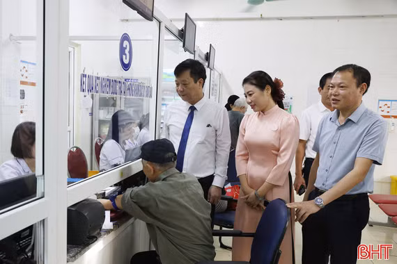 Khám sức khỏe miễn phí ở Hà Tĩnh: Gần 3.000 người phát hiện hoặc nghi mắc bệnh