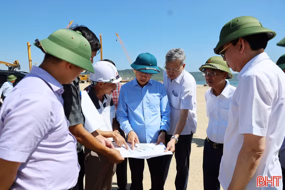 Nỗ lực vượt khó, đảm bảo tiến độ thi công các dự án trọng điểm tại KKT Vũng Áng
