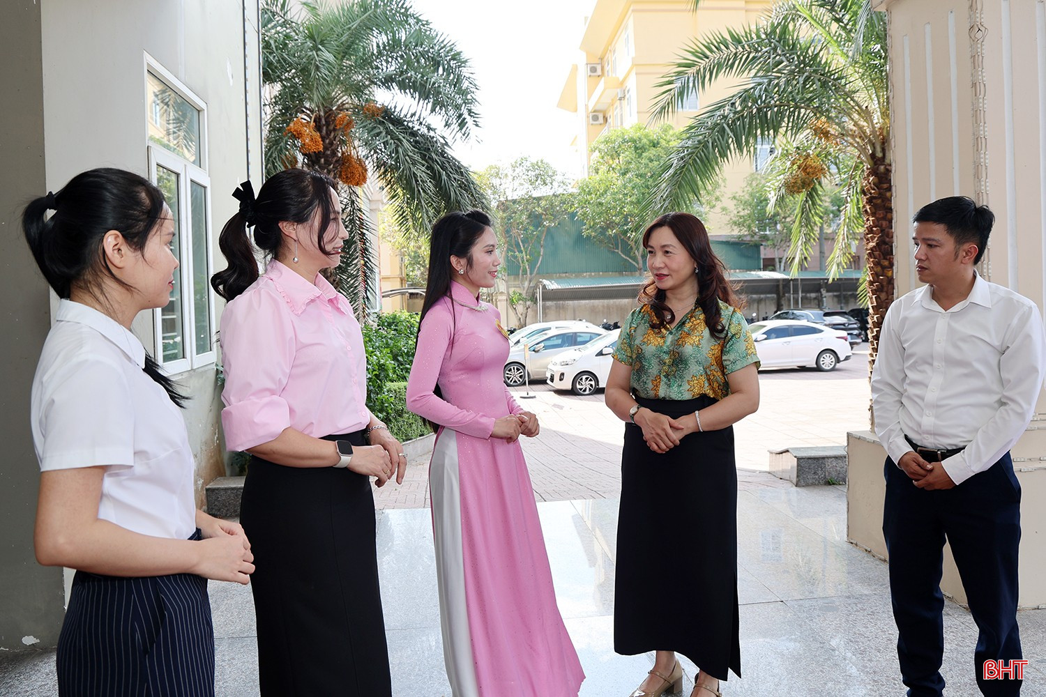 bqbht_br_anh-trao-doi.jpg