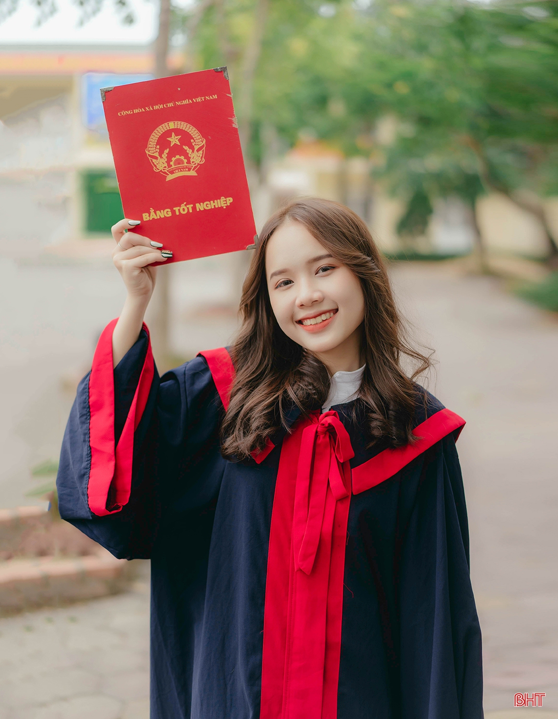 Học sinh Hà Tĩnh lưu giữ tuổi hoa niên trong những tấm hình