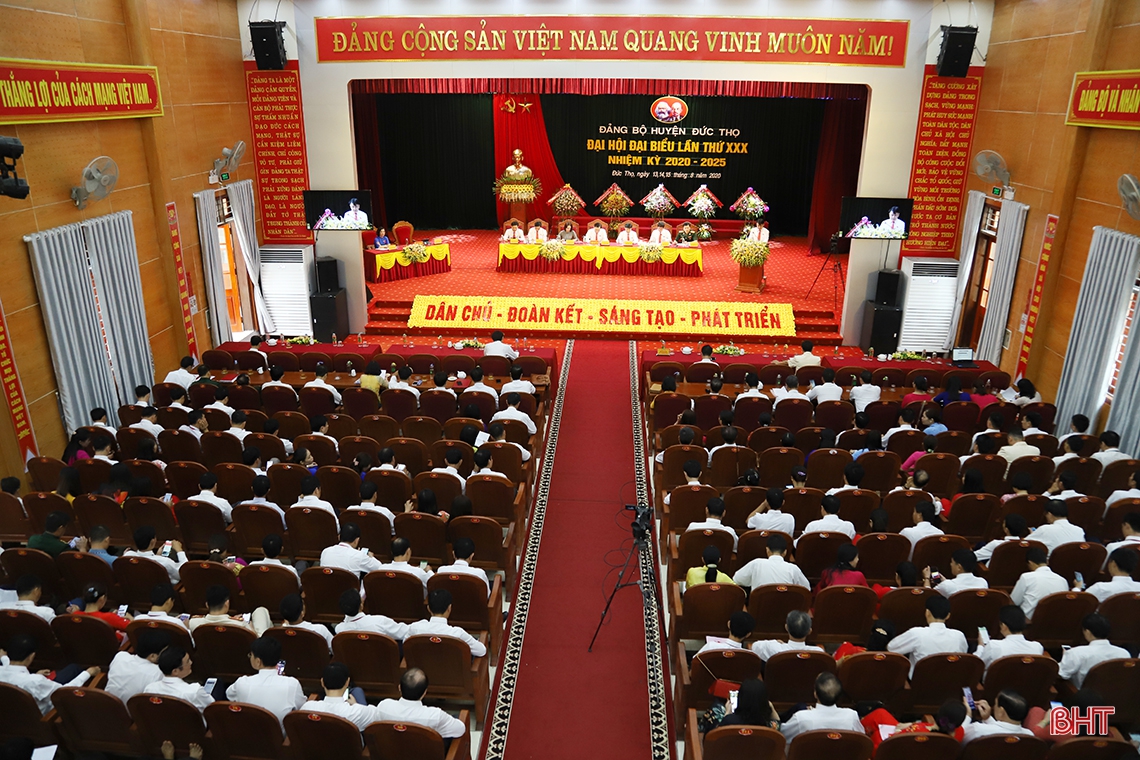 Nêu cao quyết tâm xây dựng huyện Đức Thọ đạt chuẩn nông thôn mới nâng cao