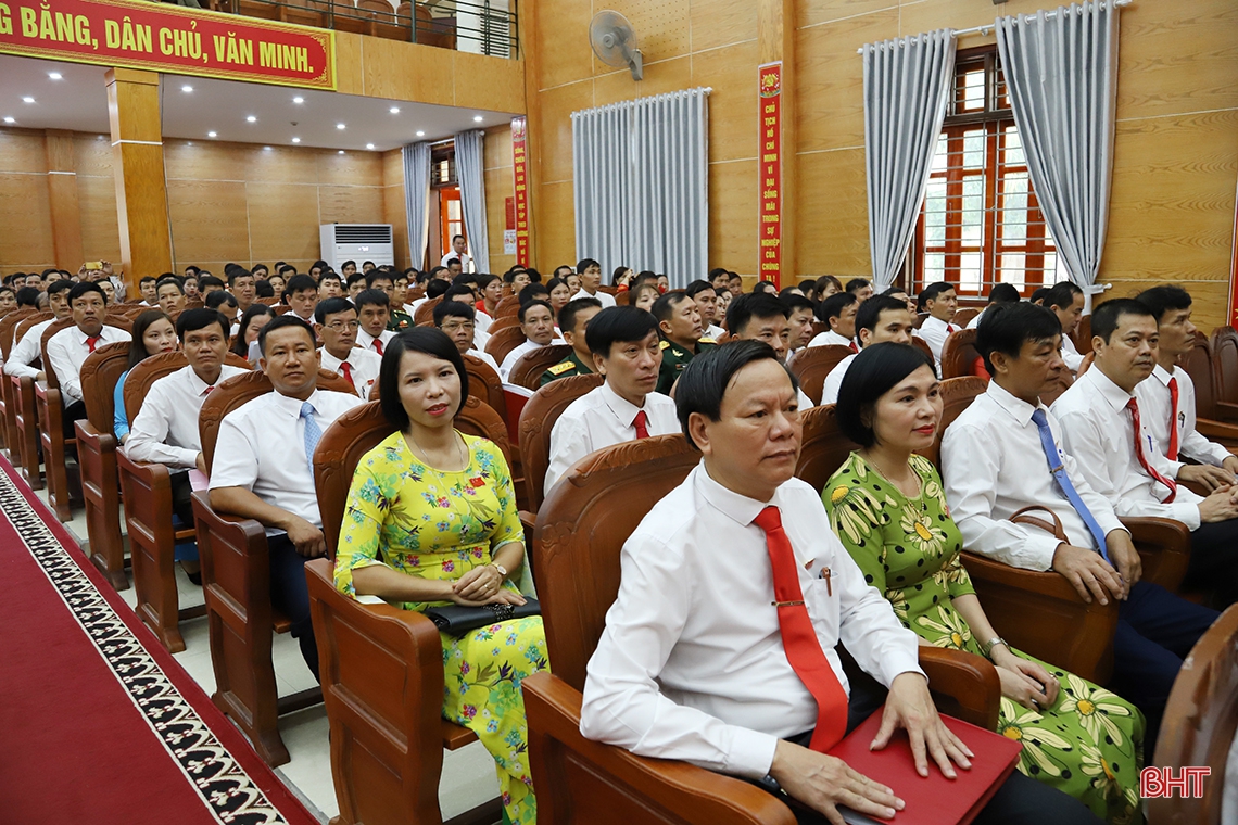 Nêu cao quyết tâm xây dựng huyện Đức Thọ đạt chuẩn nông thôn mới nâng cao