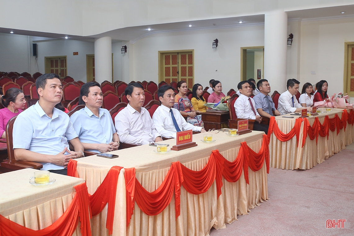 Công bố quyết định bổ nhiệm Phó Hiệu trưởng Trường Chính trị Trần Phú Hà Tĩnh