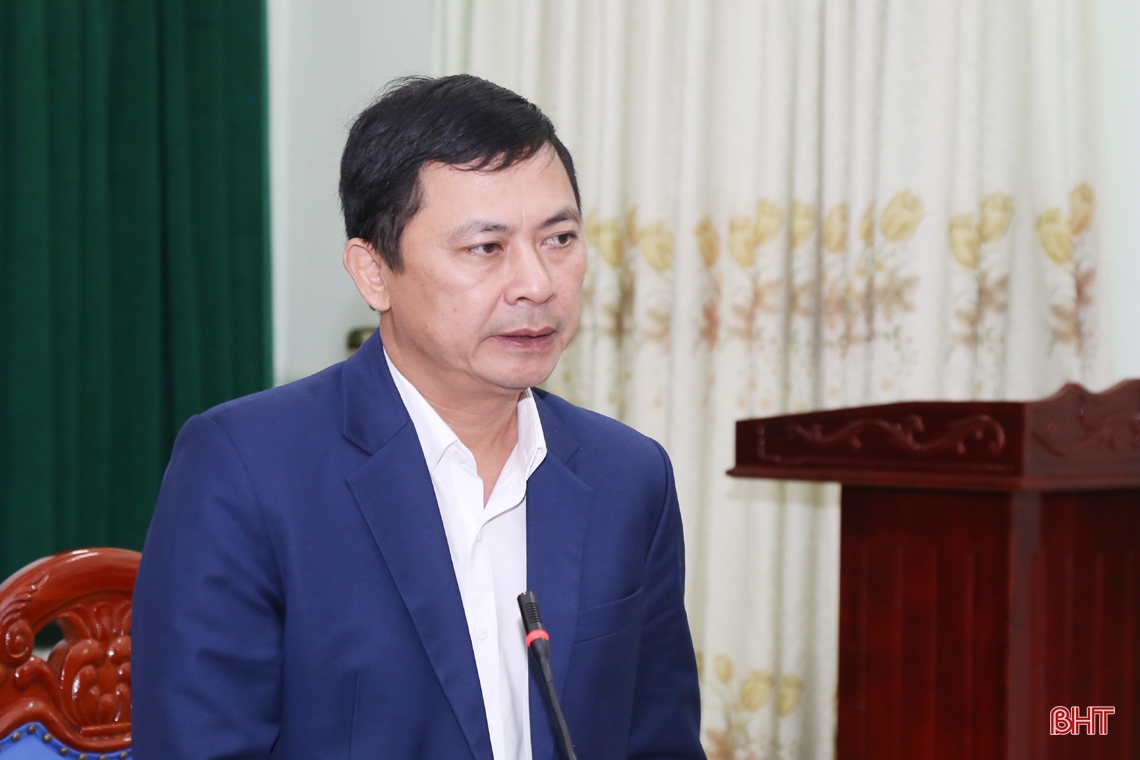 Lãnh đạo Bộ Y tế và tỉnh Hà Tĩnh dâng hương tưởng niệm Đại danh y Hải Thượng Lãn Ông Lê Hữu Trác