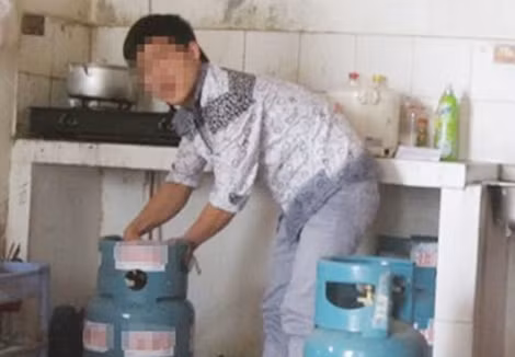 gia nhan vien cua hang gas gay ra 19 vu trom tien ty