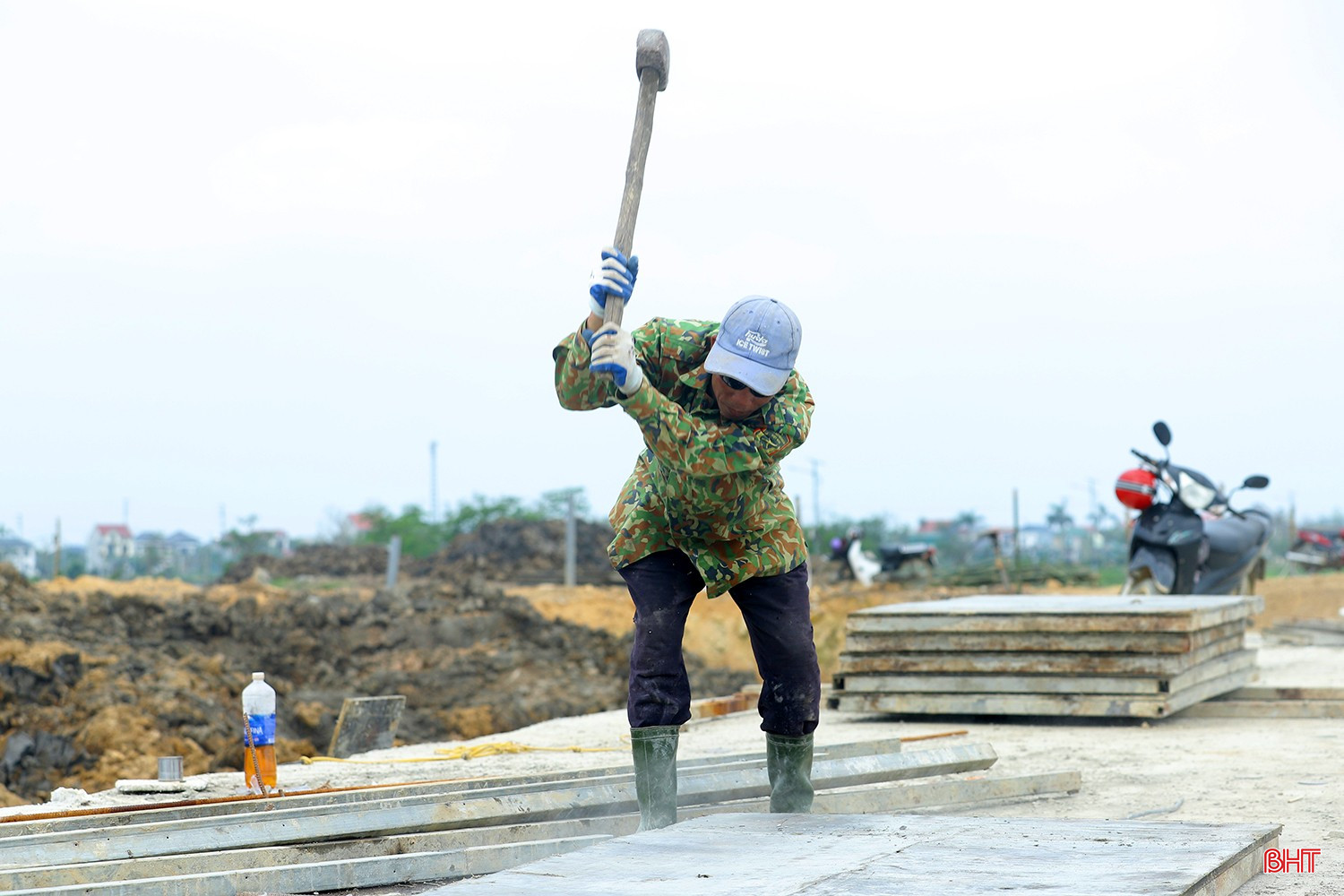 bqbht_br_xo-viet-nghe-tinh-9b.jpg