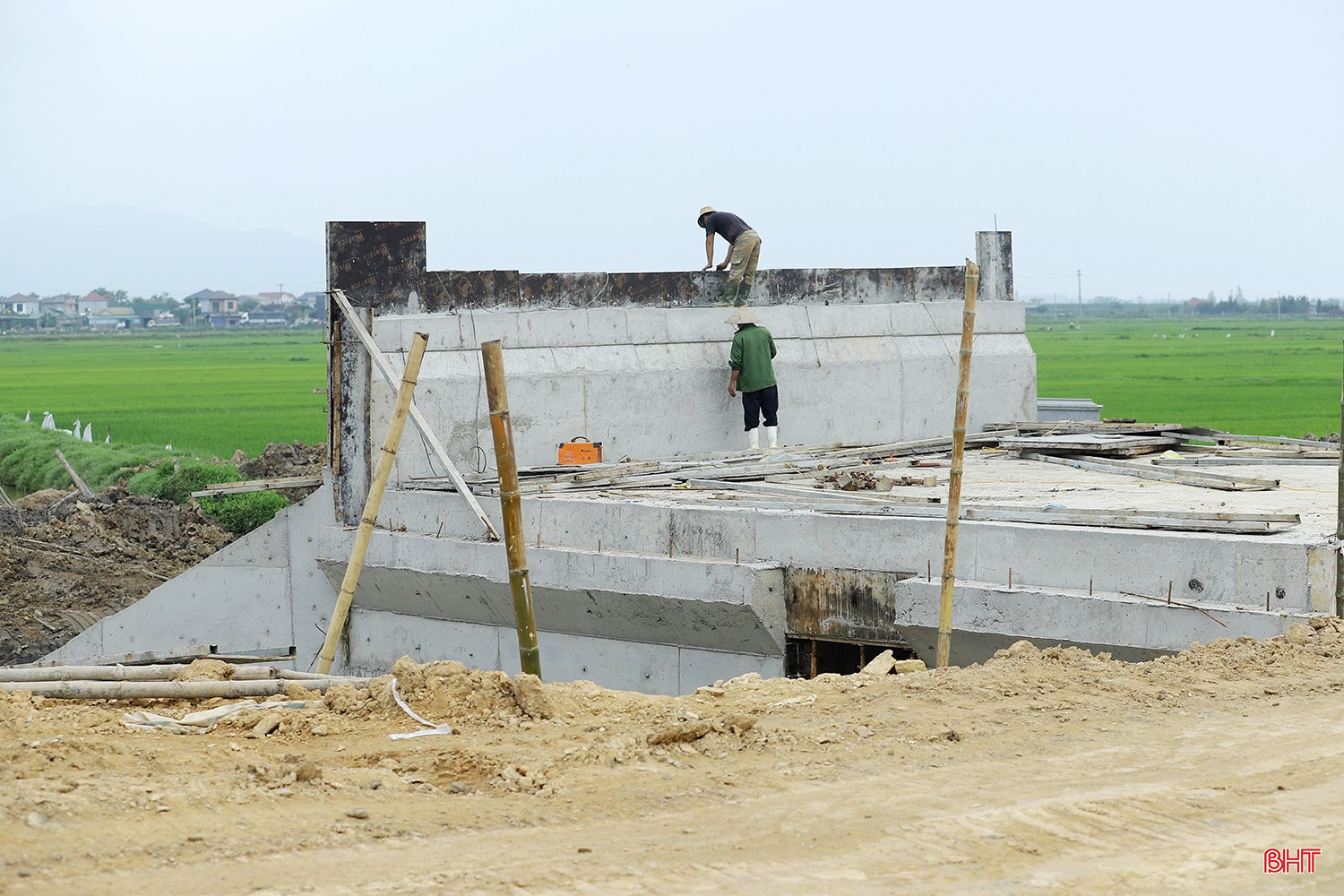bqbht_br_xo-viet-nghe-tinh-3a.jpg
