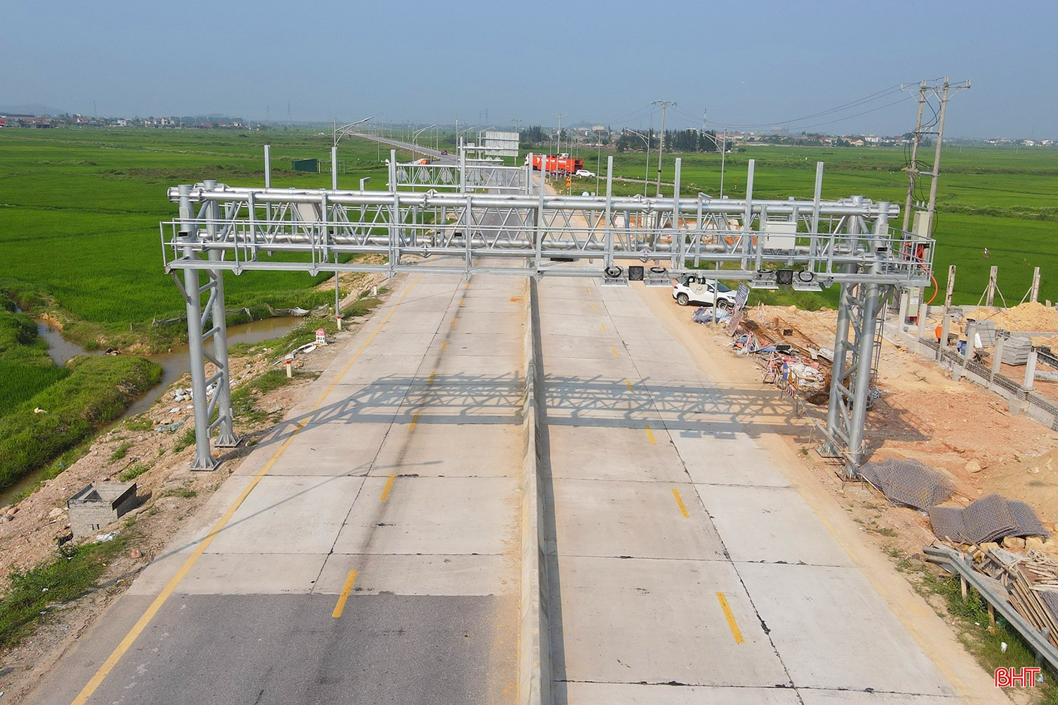 bqbht_br_tram-thu-phi-cao-toc-qua-ha-tinh-15.jpg