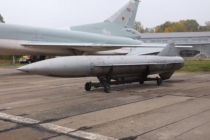 Ukraine sai lầm phá bỏ 423 tên lửa Kh-22 đủ sức hủy diệt tàu sân bay trên thế giới