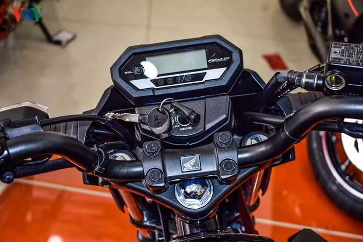 Honda CB150 Verza 2018 đầu tiên tại Việt Nam có giá 40 triệu đồng