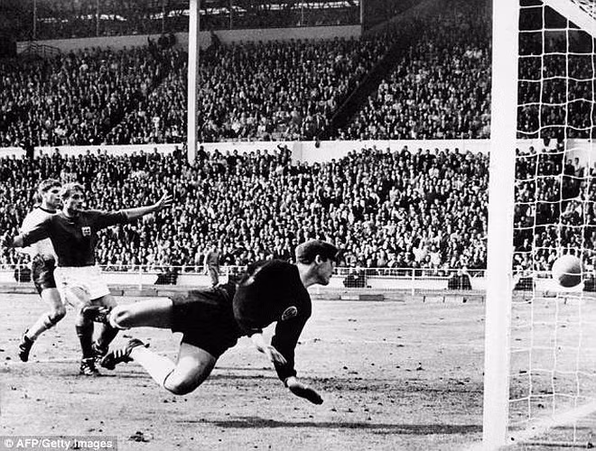 10 khoảnh khắc tai tiếng nhất trong lịch sử World Cup