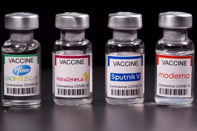 Nga thử nghiệm tiêm trộn AstraZeneca và Sputnik V