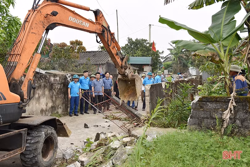 Lộc Hà ra quân 60 ngày cao điểm xây dựng nông thôn mới