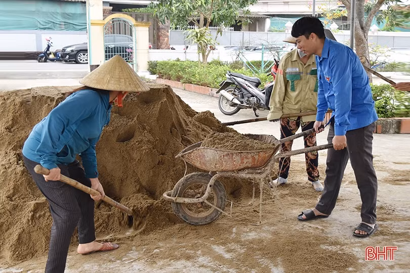 Lộc Hà ra quân 60 ngày cao điểm xây dựng nông thôn mới