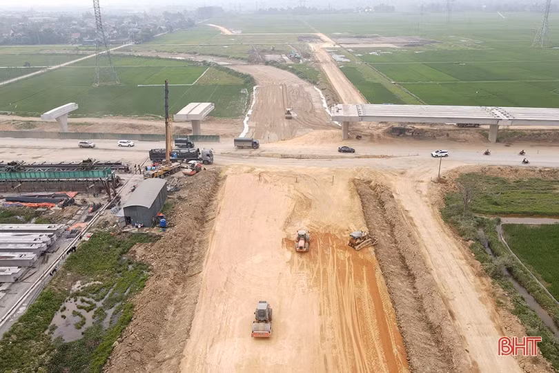 Hà Tĩnh bắt đầu xây dựng các khu tái định cư cao tốc Bắc - Nam