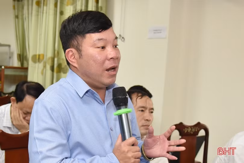 Nghe báo cáo đồ án quy hoạch chung thị trấn Lộc Hà và vùng phụ cận 